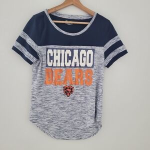 Chicago Bears Football Women's T-Shirt Size Large  NFL team apparel